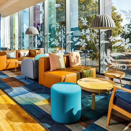 Ibis Budget London Heathrow Central Hounslow Eksteriør billede