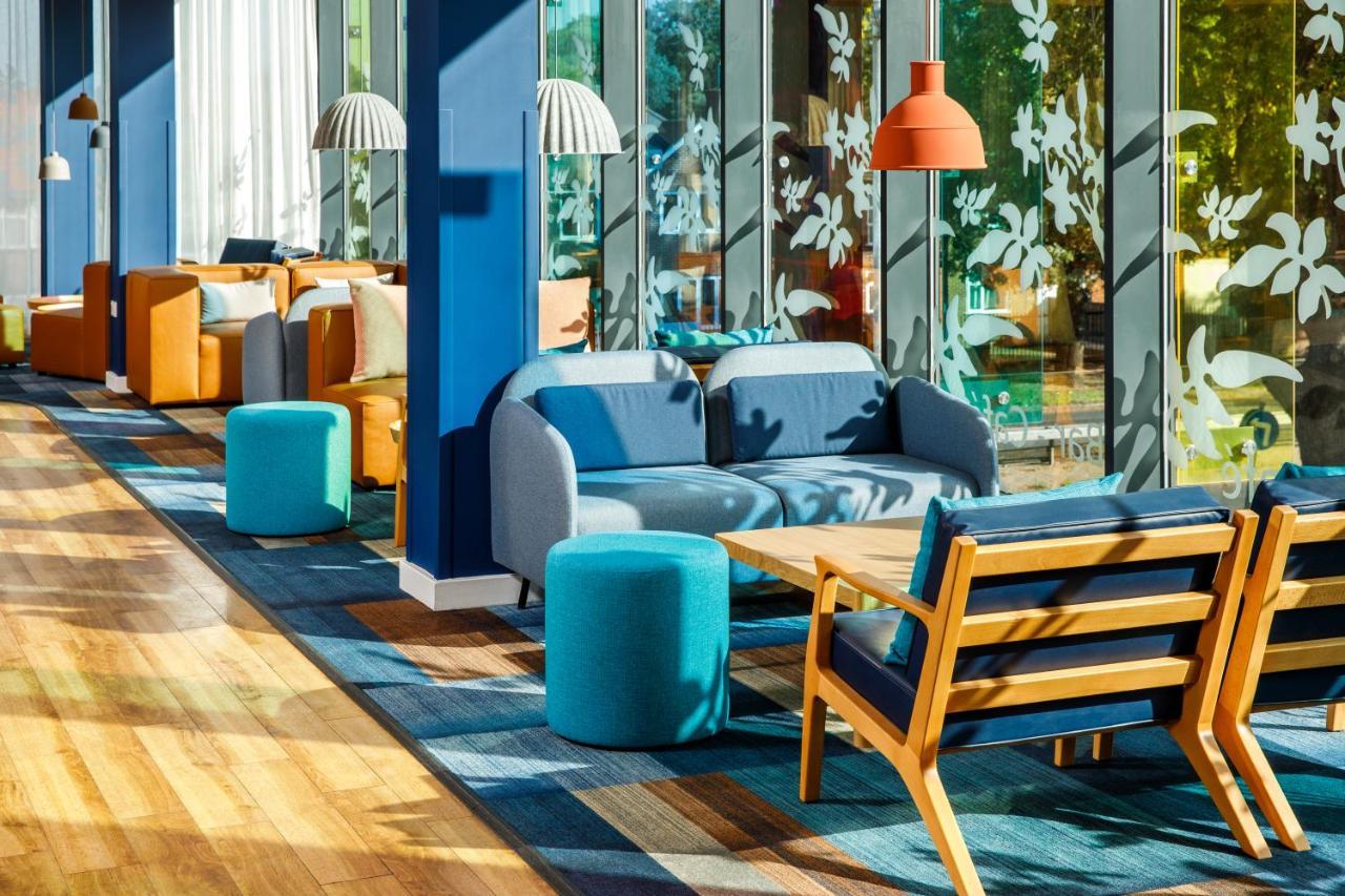 Ibis Budget London Heathrow Central Hounslow Eksteriør billede