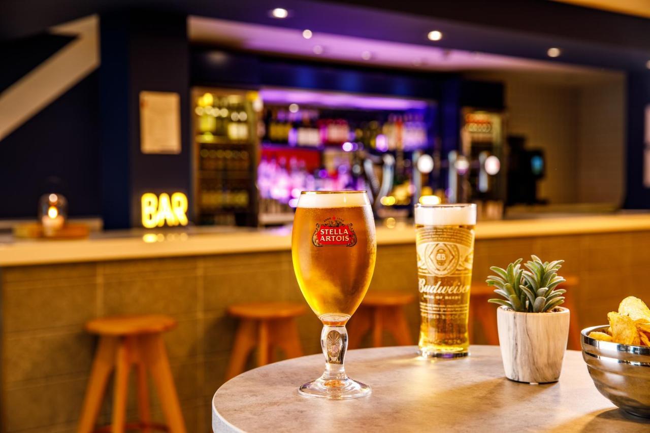 Ibis Budget London Heathrow Central Hounslow Eksteriør billede