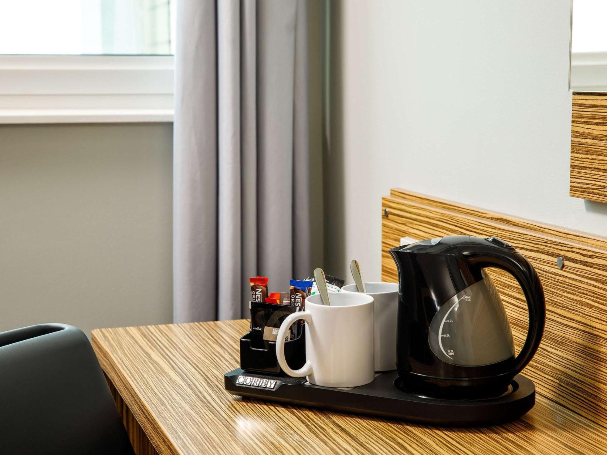 Ibis Budget London Heathrow Central Hounslow Eksteriør billede