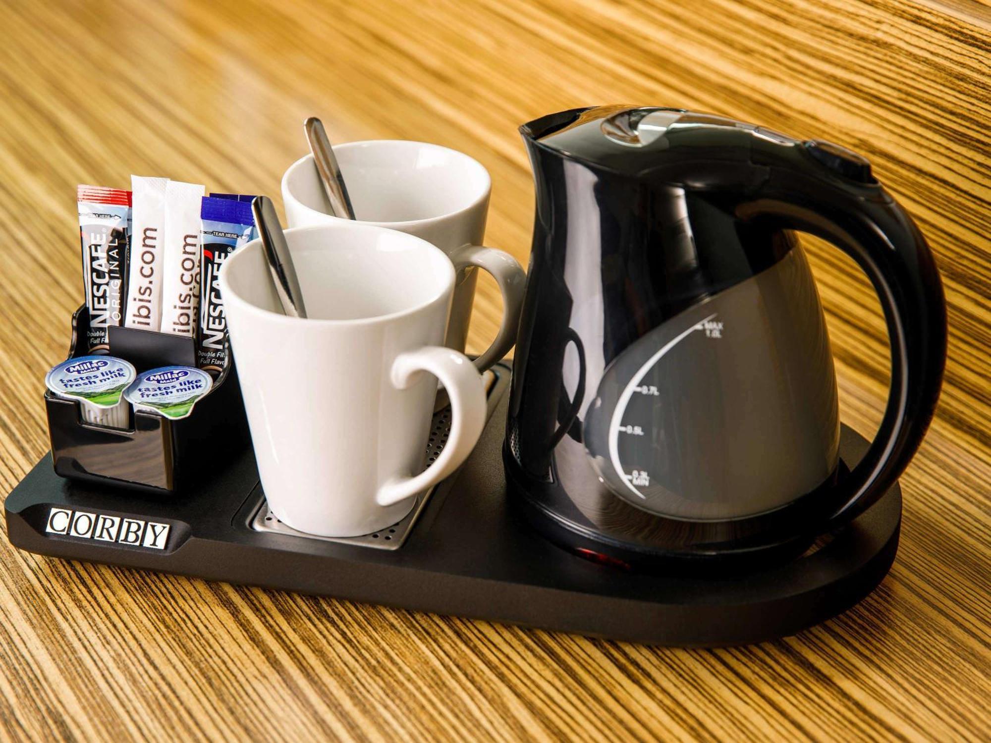 Ibis Budget London Heathrow Central Hounslow Eksteriør billede